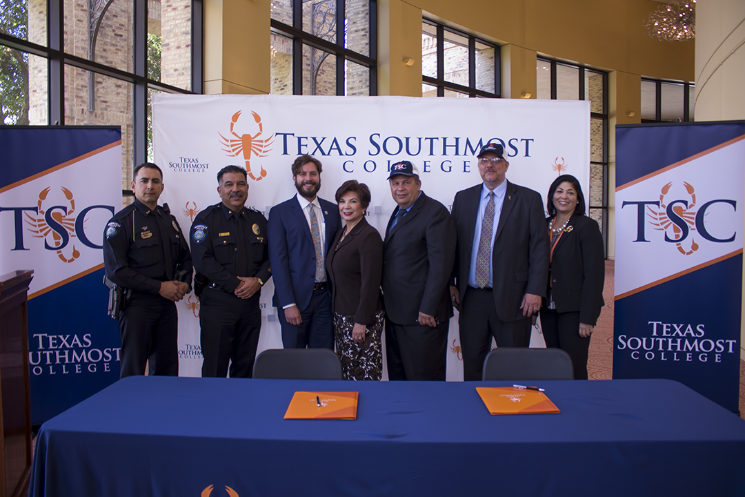 Texas Southmost College and the City of Brownsville Police Department signed a Memorandum of Understanding on June 16, 2017 at the TSC Arts Center.