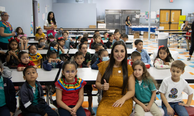 TSC Trustee celebrates Hispanic Heritage with elementary students