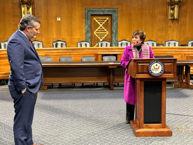 TSC Board meet with Sen. Ted Cruz
