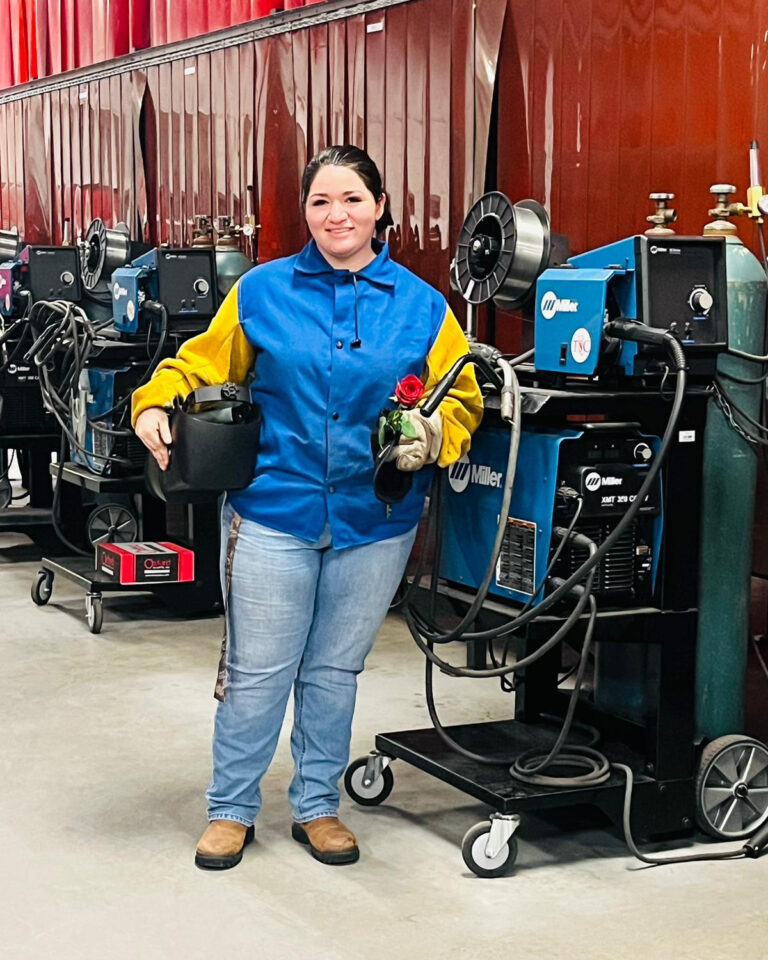 Yvonne de la Fuente - Welding