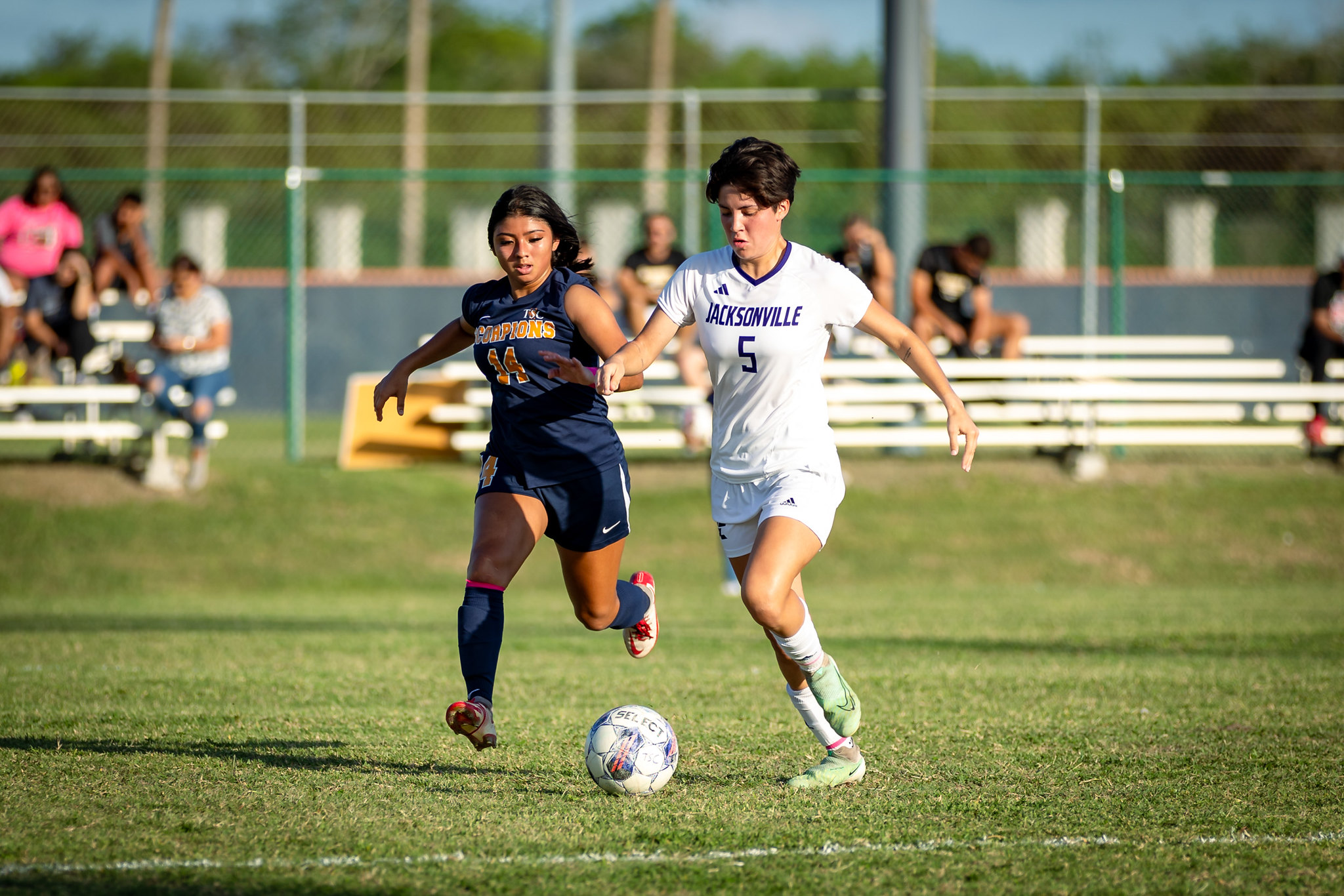 Texas Southmost College Women's NJCAA soccer team takes on Jacksonville