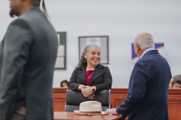 Sarah Guevara, Attorney at Law, speaks with Judge Felix Recio shortly before the seminar begins.