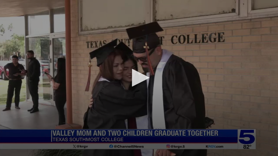 Mom and her two children graduate college together